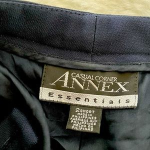 Causal Corner Annex Essential navy blue trousers